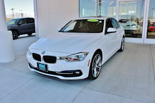 2017 BMW 3 Series WBA8B3G37HNU36337 2017 BMW 3 Series