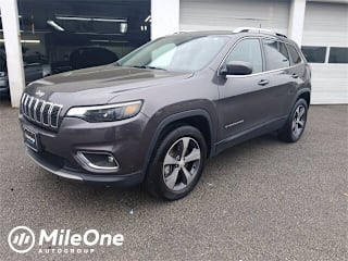 2019 Jeep Cherokee 1C4PJMDN8KD142892 2019 Jeep Cherokee