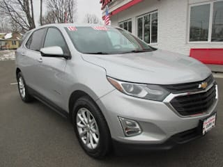 2019 Chevrolet Equinox LT 2GNAXKEV8K6115754 2019 Chevrolet Equinox LT