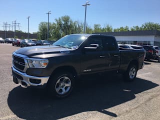 2019 Ram Pickup 1500 Big Horn 1C6SRFBT0KN753663 2019 Ram Pickup 1500 Big Horn