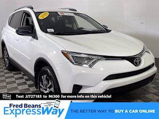 2018 Toyota RAV4 JTMBFREV2JJ727183 2018 Toyota RAV4