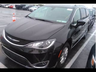 2019 Chrysler Pacifica Touring L 2C4RC1BG5KR597105 2019 Chrysler Pacifica Touring L