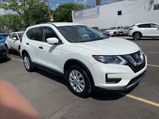 2018 Nissan Rogue S 5N1AT2MT2JC789257 2018 Nissan Rogue S