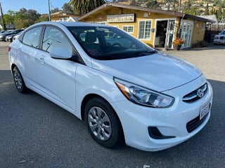 2017 Hyundai Accent SE KMHCT4AE0HU282694 2017 Hyundai Accent SE