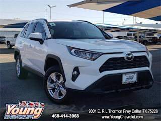 2019 Toyota RAV4 XLE 2T3W1RFV5KC020940 2019 Toyota RAV4 XLE