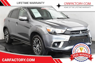2018 Mitsubishi Outlander Sport 2.4 SE JA4AP3AWXJU020037 2018 Mitsubishi Outlander Sport 2.4 SE