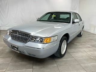 2000 Mercury Grand Marquis 2MEFM75W8YX730383 2000 Mercury Grand Marquis