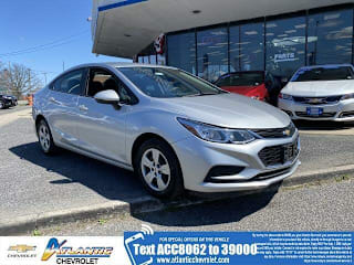 2018 Chevrolet Cruze 1G1BC5SM5J7148062 2018 Chevrolet Cruze