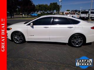 2019 Ford Fusion Hybrid Titanium 3FA6P0RU6KR135763 2019 Ford Fusion Hybrid Titanium