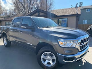 2019 Ram Pickup 1500 1C6SRFFT1KN772359 2019 Ram Pickup 1500
