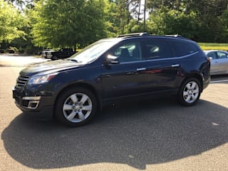 2017 Chevrolet Traverse LT 1GNKVGKD7HJ122080 2017 Chevrolet Traverse LT