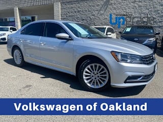 2017 Volkswagen Passat 1.8T SE 1VWBT7A38HC054252 2017 Volkswagen Passat 1.8T SE