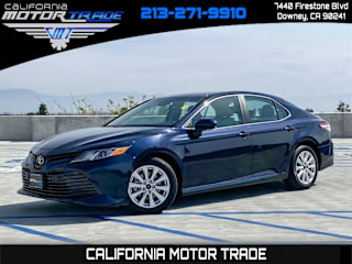 2018 Toyota Camry LE 4T1B11HK8JU516226 2018 Toyota Camry LE