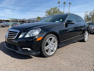 2011 Mercedes-Benz E-Class E 350 Luxury 4MATIC WDDHF8HB4BA297945 2011 Mercedes-Benz E-Class E 350 Luxury 4MATIC