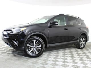 2017 Toyota RAV4 XLE 2T3WFREVXHW360806 2017 Toyota RAV4 XLE
