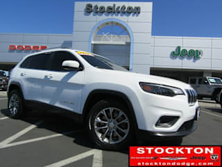 2019 Jeep Cherokee Latitude Plus 1C4PJLLB1KD340635 2019 Jeep Cherokee Latitude Plus