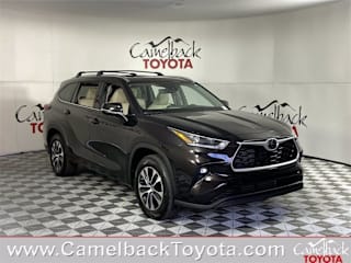 2021 Toyota Highlander XLE 5TDHZRAH5MS063454 2021 Toyota Highlander XLE