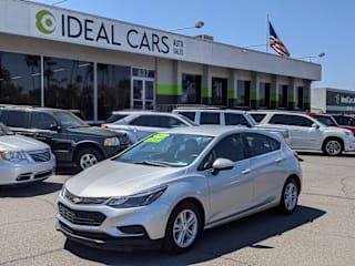 2017 Chevrolet Cruze 3G1BE6SM2HS516807 2017 Chevrolet Cruze