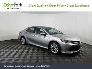 2019 Toyota Camry LE 4T1B11HK2KU747365 2019 Toyota Camry LE