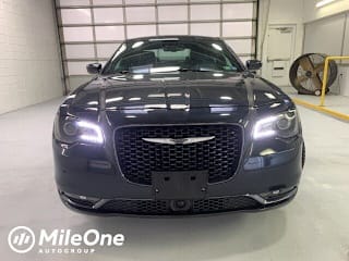 2018 Chrysler 300 S 2C3CCAGGXJH300028 2018 Chrysler 300 S