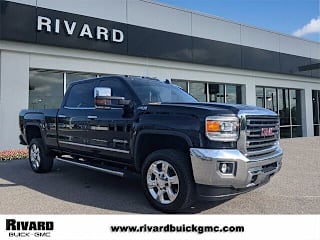 2017 GMC Sierra 2500HD SLT 1GT12TEG9HF169366 2017 GMC Sierra 2500HD SLT