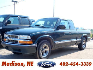 2003 Chevrolet S-10 Base 1GCCS19X838138453 2003 Chevrolet S-10 Base