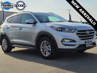 2017 Hyundai Tucson SE KM8J3CA4XHU311935 2017 Hyundai Tucson SE