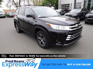 2018 Toyota Highlander LE 5TDBZRFH5JS874424 2018 Toyota Highlander LE