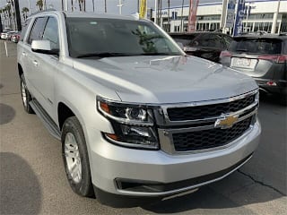 2019 Chevrolet Tahoe 1GNSCBKC5KR169536 2019 Chevrolet Tahoe