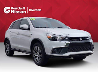 2018 Mitsubishi Outlander Sport ES JA4AP3AU7JZ009076 2018 Mitsubishi Outlander Sport ES