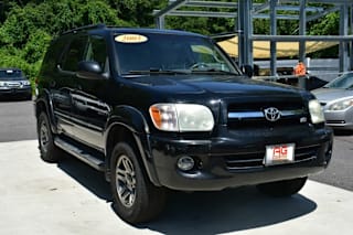 2005 Toyota Sequoia Limited 5TDBT48A15S238321 2005 Toyota Sequoia Limited
