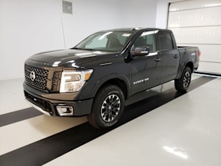 2019 Nissan Titan 1N6AA1E56KN520248 2019 Nissan Titan