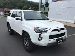 2019 Toyota 4Runner SR5 JTEBU5JR0K5720052 2019 Toyota 4Runner SR5