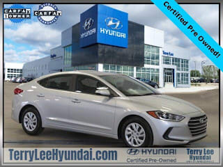 2018 Hyundai Elantra SE 5NPD74LF3JH277721 2018 Hyundai Elantra SE