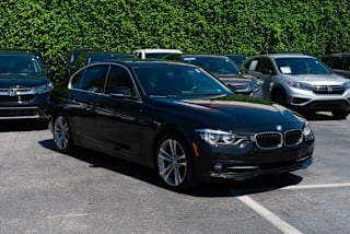 2018 BMW 3 Series 330i WBA8B9G52JNU99176 2018 BMW 3 Series 330i
