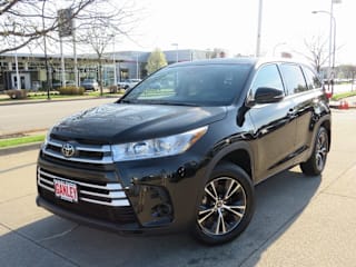 2018 Toyota Highlander LE 5TDBZRFHXJS839653 2018 Toyota Highlander LE