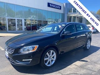 2017 Volvo V60 T5 Premier YV140MSK0H1355340 2017 Volvo V60 T5 Premier