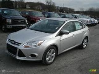 2013 Ford Focus SE 1FADP3F2XDL103671 2013 Ford Focus SE