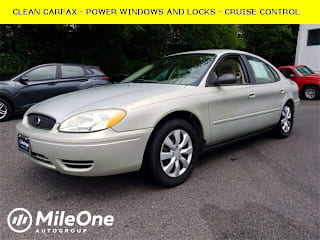 2006 Ford Taurus SE 1FAFP53UX6A102187 2006 Ford Taurus SE