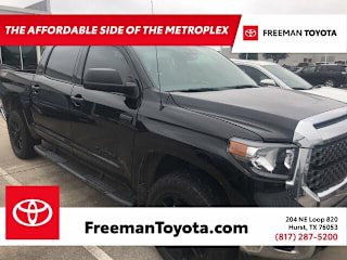 2019 Toyota Tundra SR5 5TFDW5F14KX867795 2019 Toyota Tundra SR5