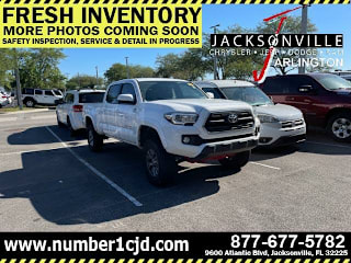 2017 Toyota Tacoma SR5 V6 5TFDZ5BN0HX024038 2017 Toyota Tacoma SR5 V6