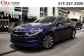 2017 Kia Optima LX 5XXGT4L30HG156021 2017 Kia Optima LX