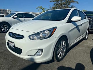 2012 Hyundai Accent SE KMHCU5AE2CU027203 2012 Hyundai Accent SE