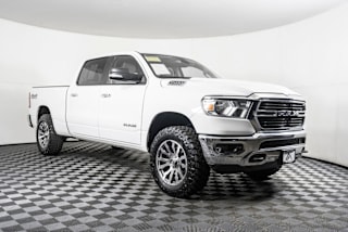 2019 Ram Pickup 1500 1C6SRFMT5KN774070 2019 Ram Pickup 1500