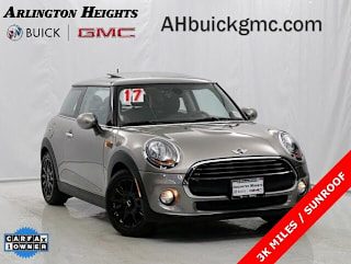 2017 MINI Hardtop 2 Door Cooper WMWXP5C38H2G60946 2017 MINI Hardtop 2 Door Cooper
