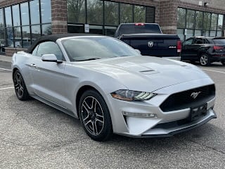 2019 Ford Mustang EcoBoost 1FATP8UH4K5109340 2019 Ford Mustang EcoBoost