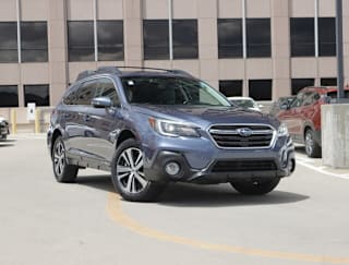 2018 Subaru Outback 2.5i Limited 4S4BSANC8J3317984 2018 Subaru Outback 2.5i Limited