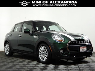 2016 MINI Hardtop 4 Door WMWXU3C5XG2D31615 2016 MINI Hardtop 4 Door