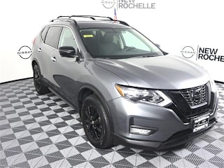 2018 Nissan Rogue SV 5N1AT2MV3JC757600 2018 Nissan Rogue SV