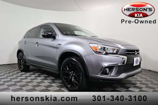 2018 Mitsubishi Outlander Sport LE JA4AR3AU5JZ024587 2018 Mitsubishi Outlander Sport LE